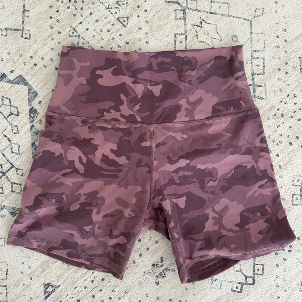 Lululemon Align shorts
